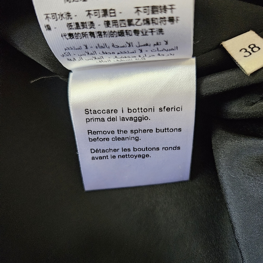 Gucci Black Faux Wrap Skirt Wool Silk Blend 38 XS *Missing Pearl Buttons* - Picture 11 of 15